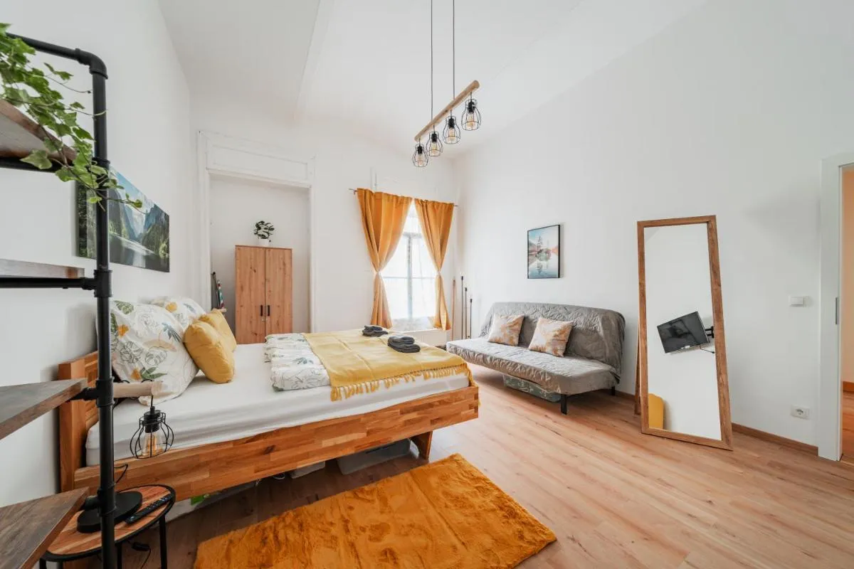 3 Bedrooms – 74sqm – 10 Min. Inner City - 2