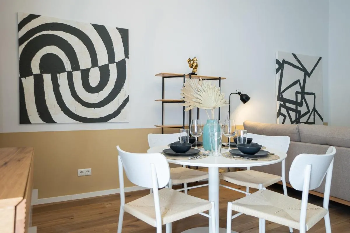 46 m2 central bright apartment with a balcony - 3