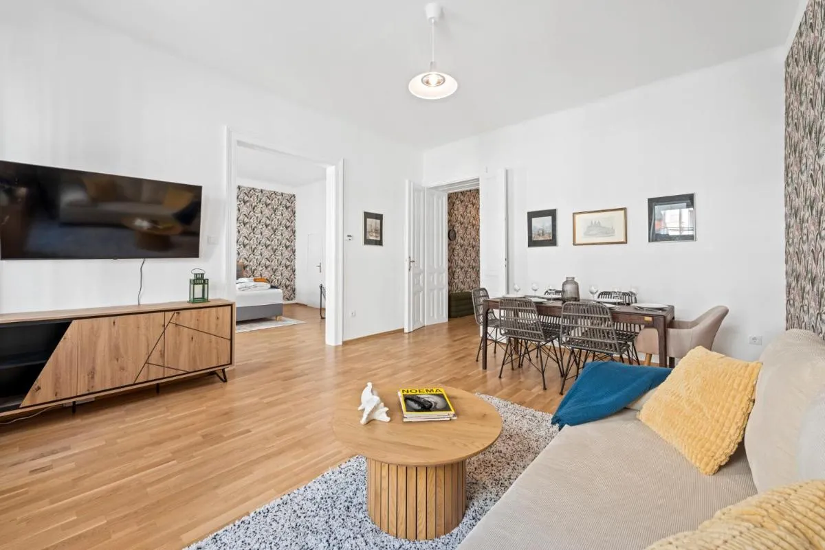 4ty3 Apartments – Rochus-Market City Apartment is calling - 3