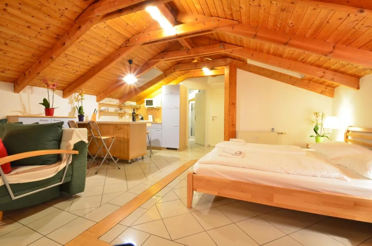AJO Vienna Lake View – Contactless Check-in - 3