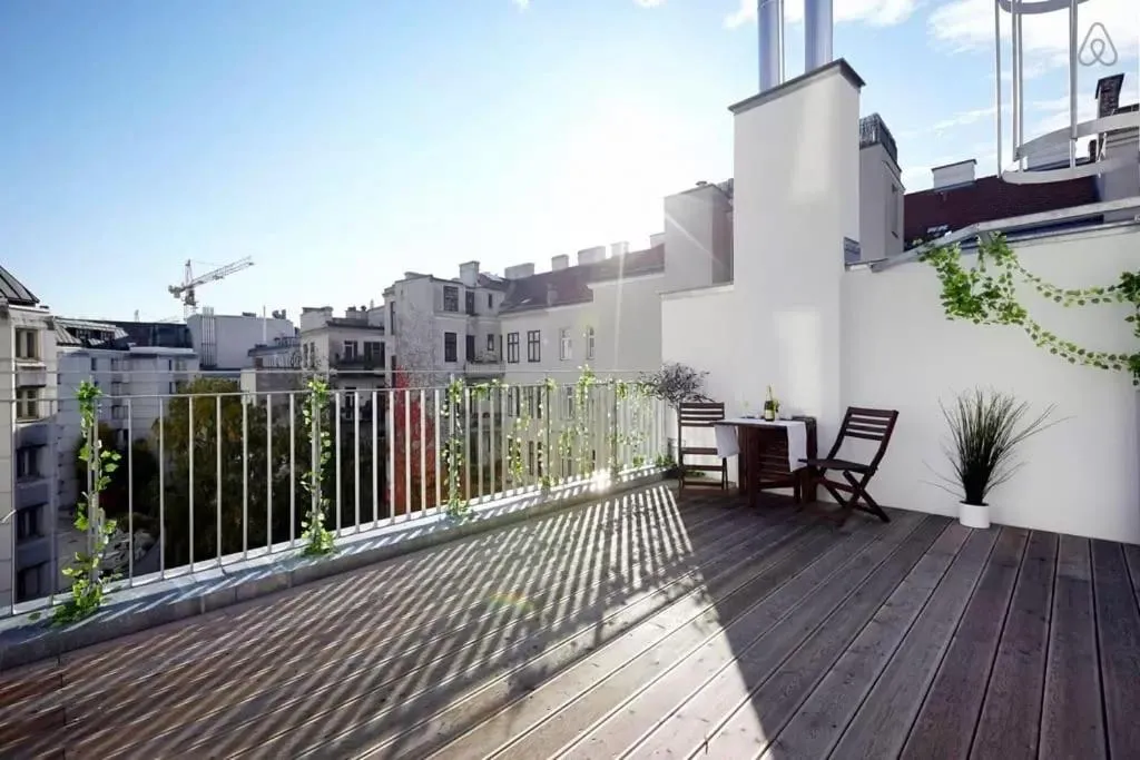 Amazing Terrace, close to Viennas biggest Shopping Street - 2