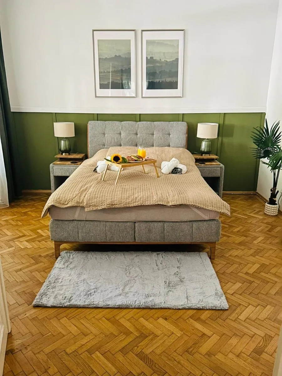 Apartment 5 min Schönbrunn Gloriette, Direct to City Center, Free Parking - 2