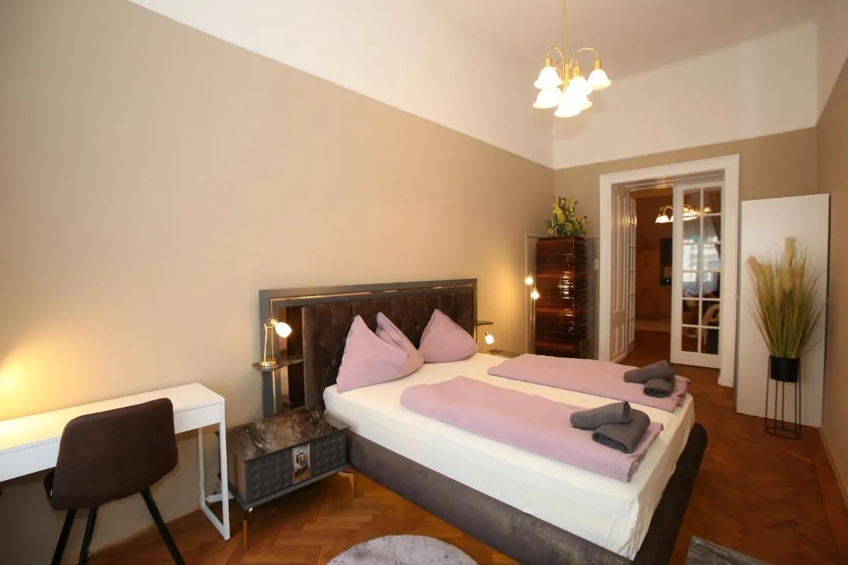 Apartments Vienna Opera - 2