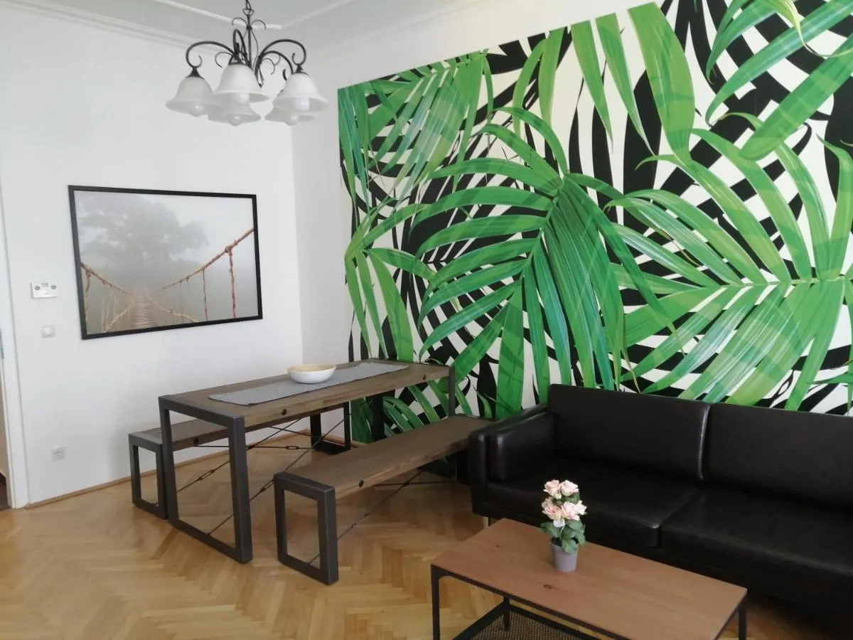 Apartments near Yppenplatz & Brunnenmarkt - 3