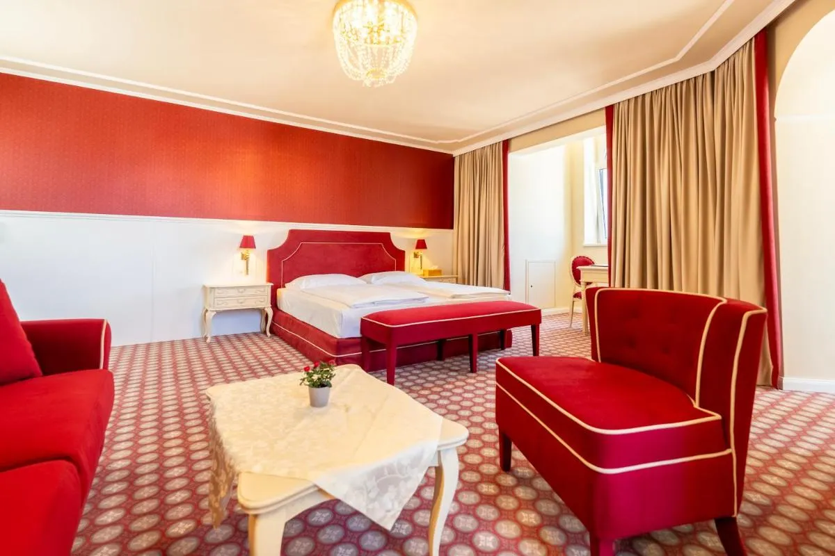 Aviano Boutique Hotel - 3