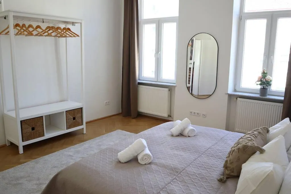 BLOOM – Cozy Apartment, 5 stops to City Center - 2