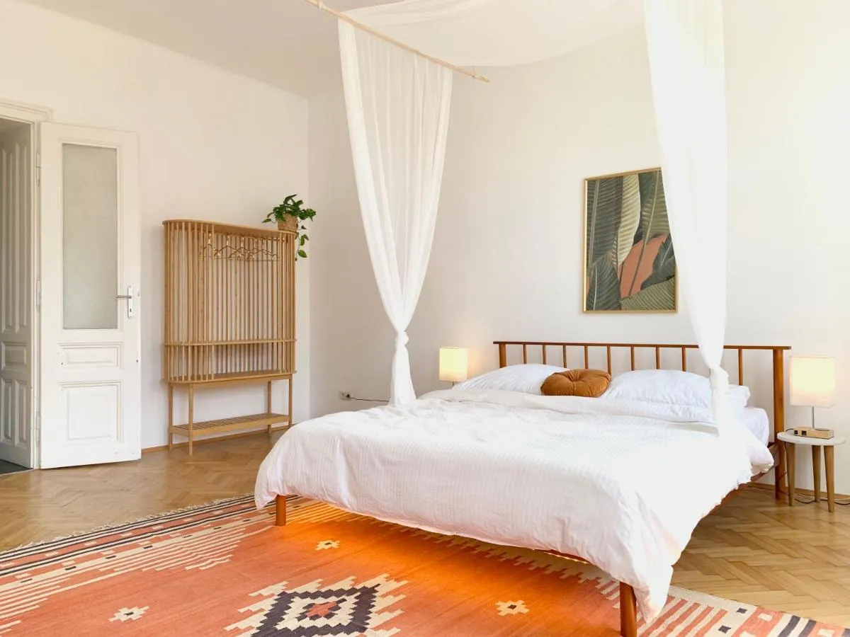 Bamboo City Apartment : A Cozy Family Haven in Vienna’s 9th District - 3