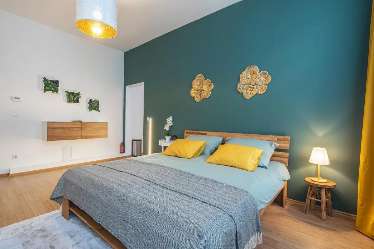 Beautiful Apartment – 12 minutes to City Center - 3