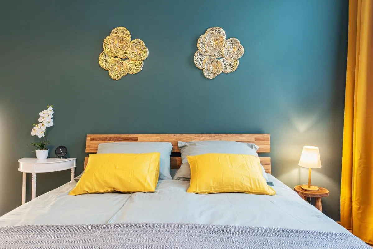 Beautiful Apartment – 12 minutes to City Center - 2