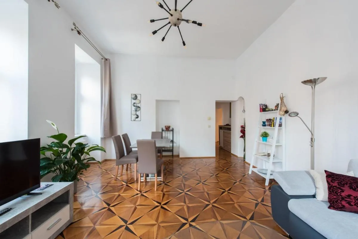Belvedere Central Apartment - 2