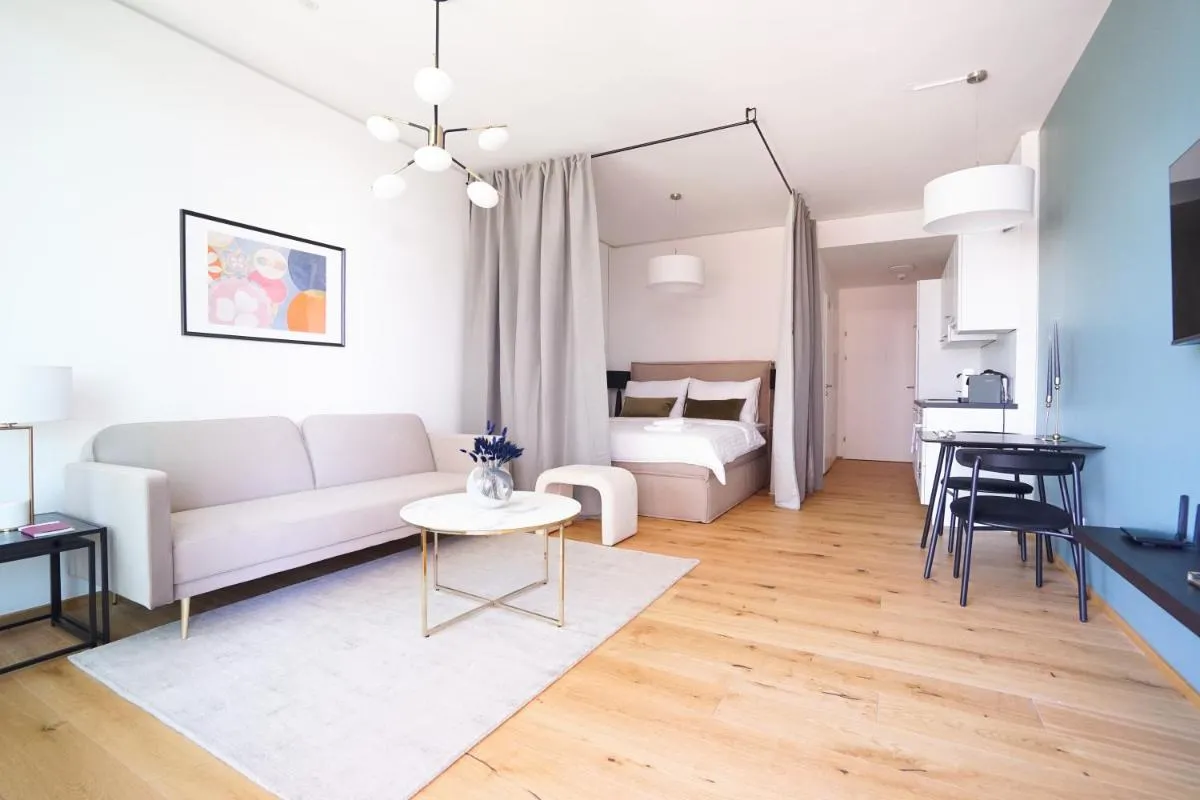 Boutique Studio with Terrace and Pool - 2