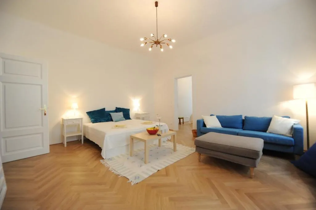 Brand New – City Apartment – Quiet – Top 14