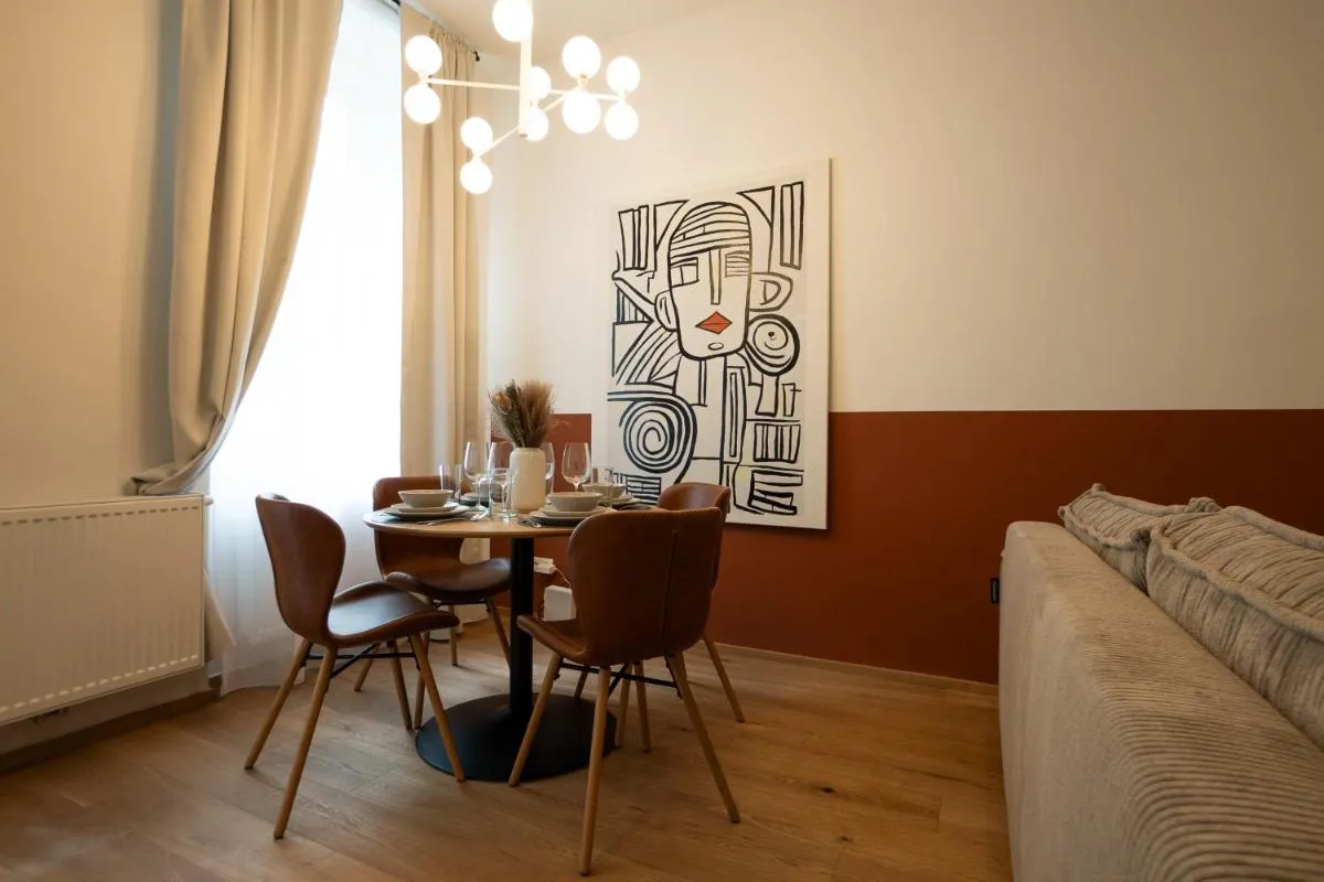 Bright, modern and central flat with a terrace - 3