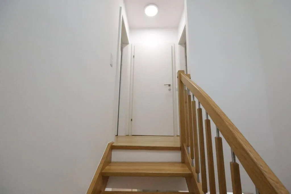 Charming Flat & Balcony near CentralStation Apt15 - 3