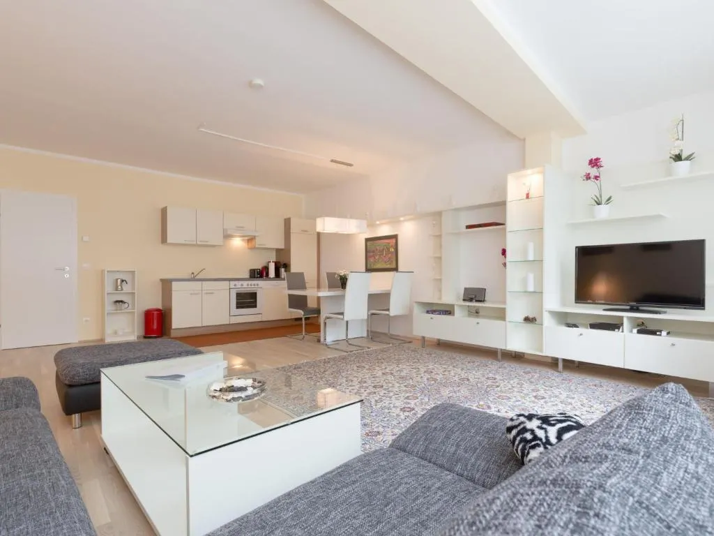 Christian Apartments Oper – contactless check in