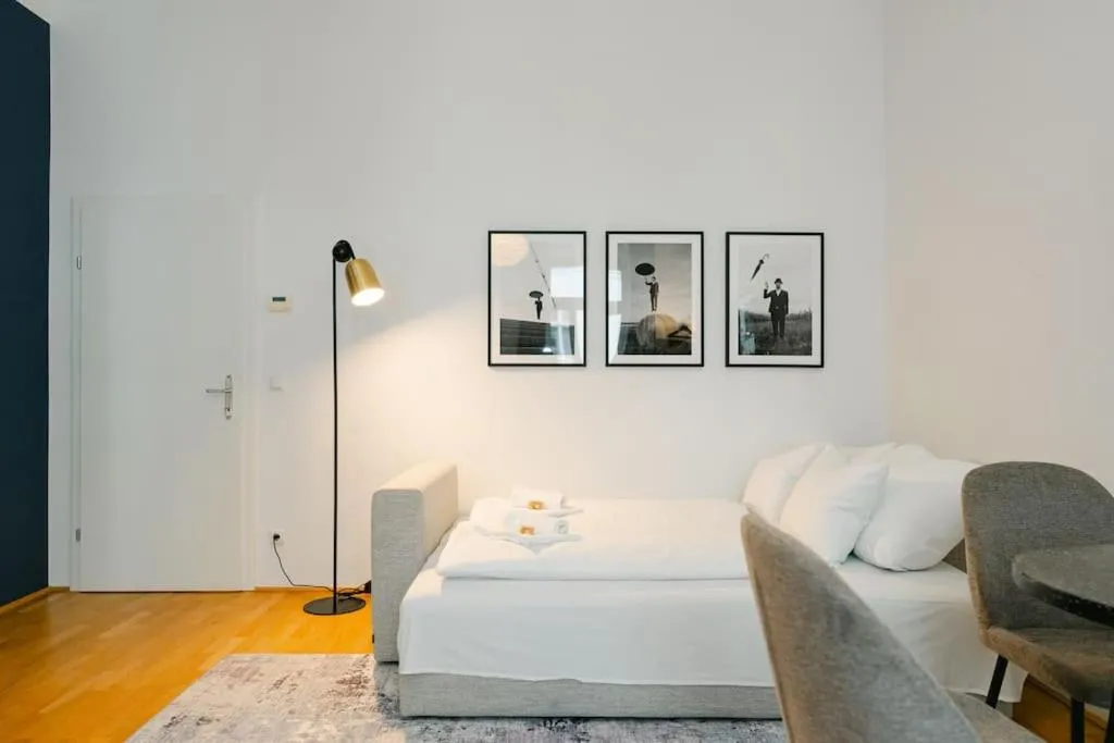 Classy APT in Josefstadt perfect for 4-6 - 3