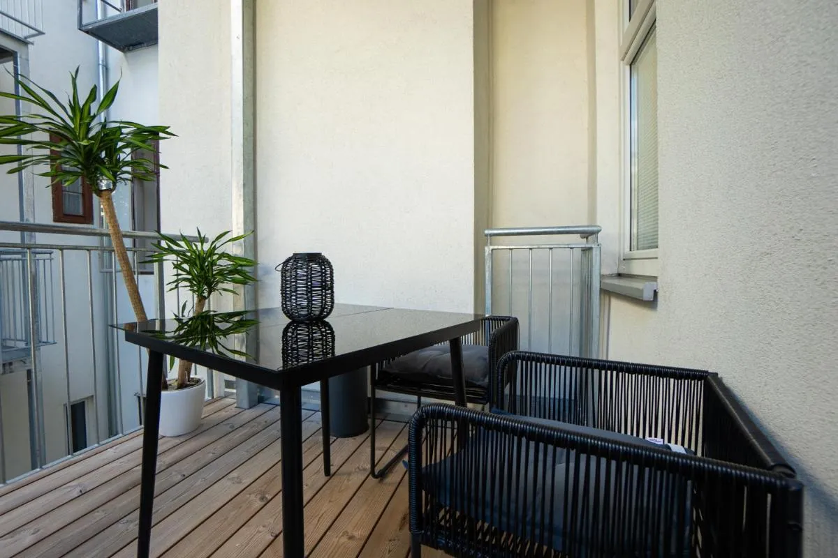 Contemporary apartment with a balcony. - 3