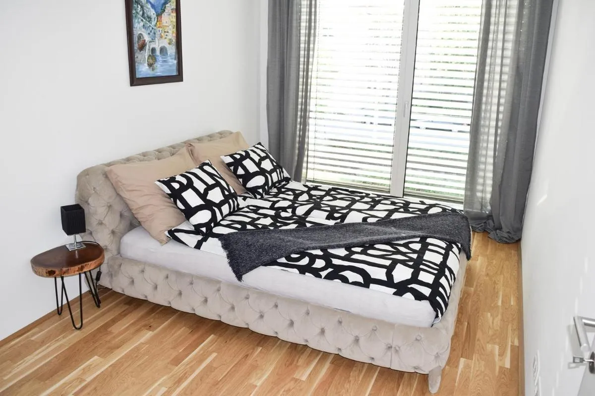 Cosy new Apartment 3min to VIC/Uno-City and Danube - 3