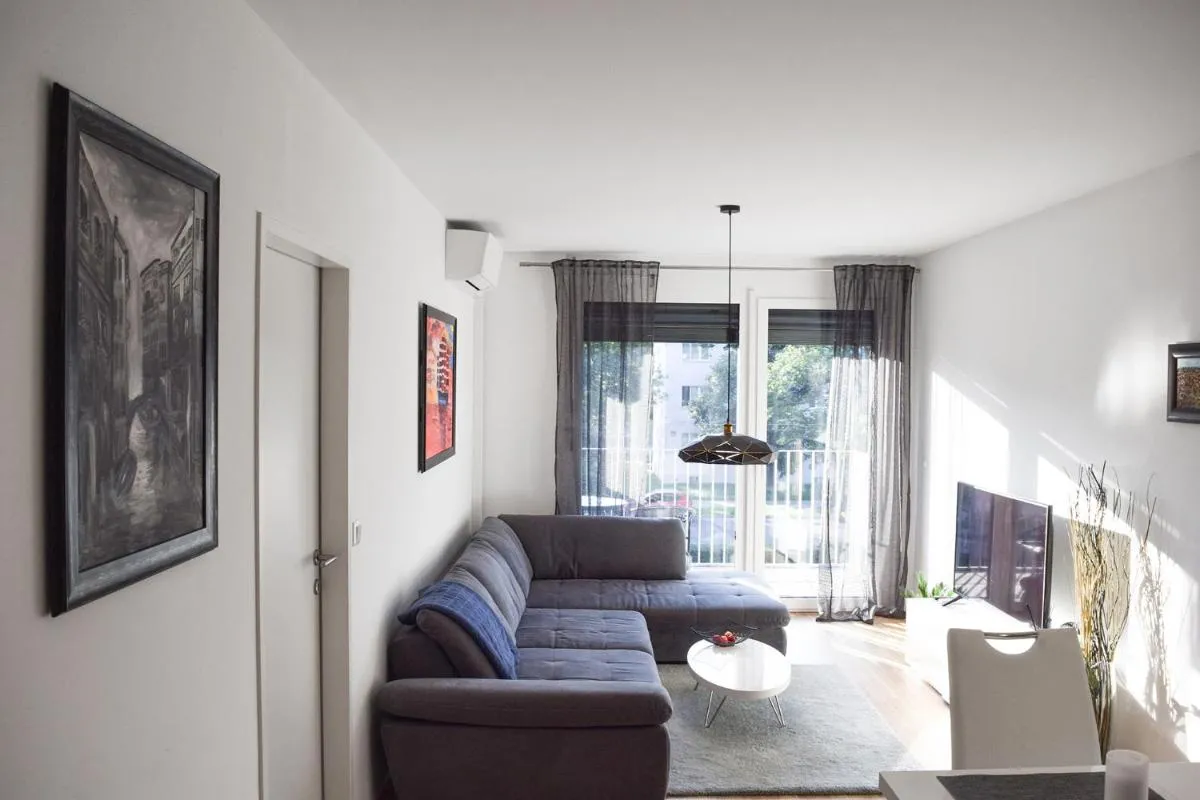 Cosy new Apartment 3min to VIC/Uno-City and Danube - 2