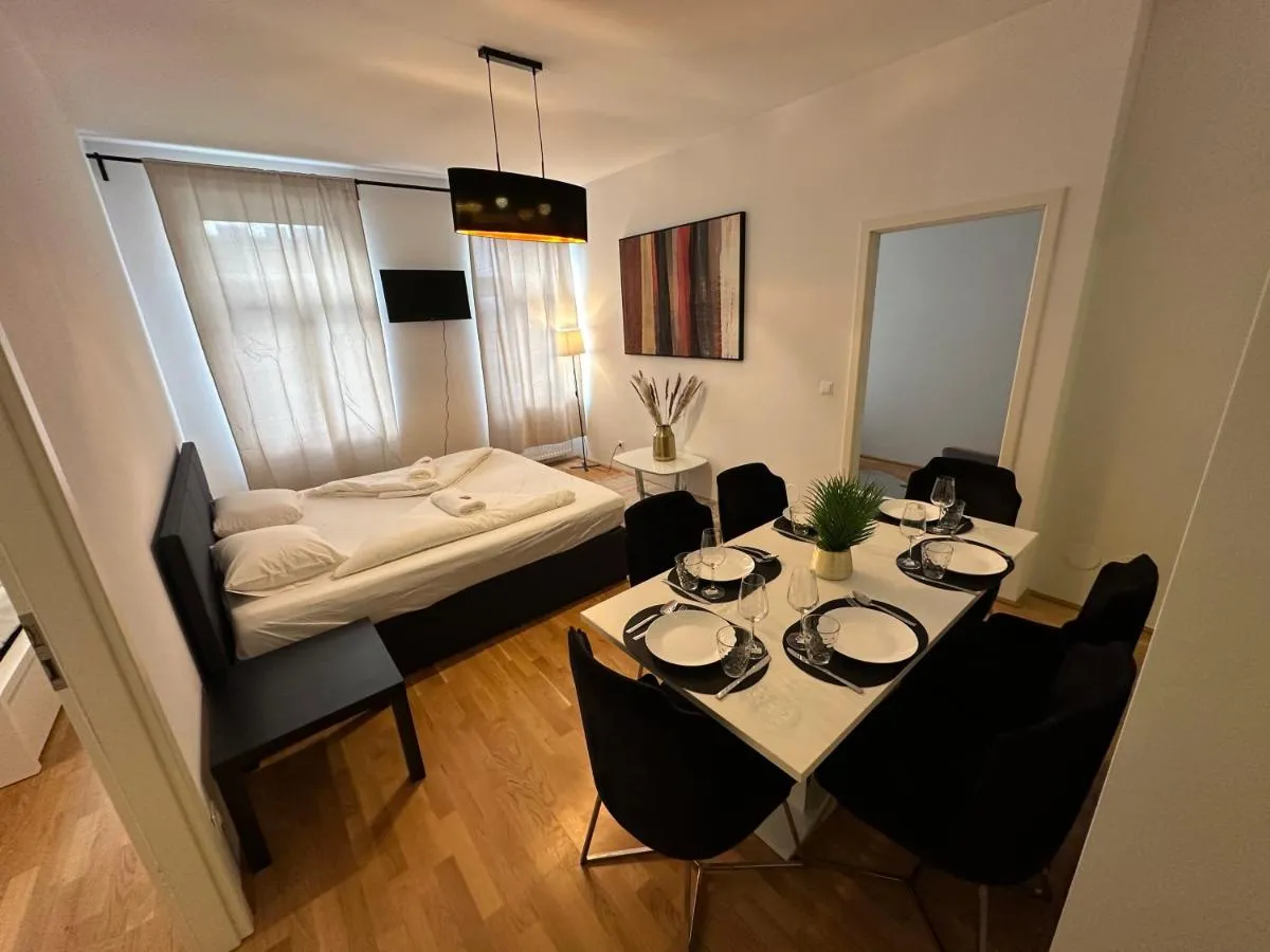 Cozy Three-Room Apartment 14 - 2