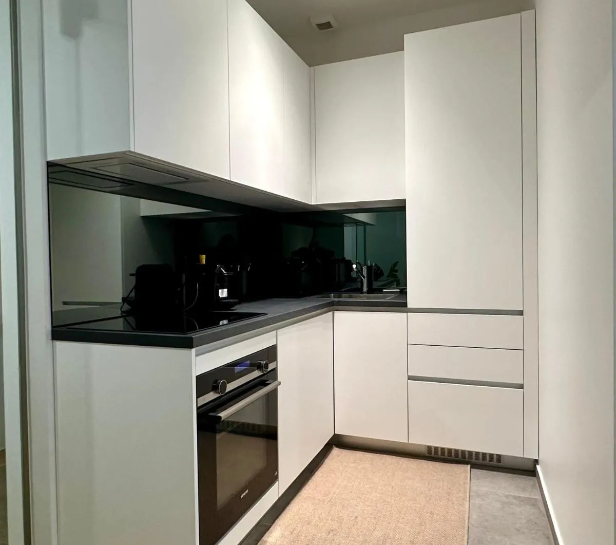 Designer Apartment Near Main Station - 3
