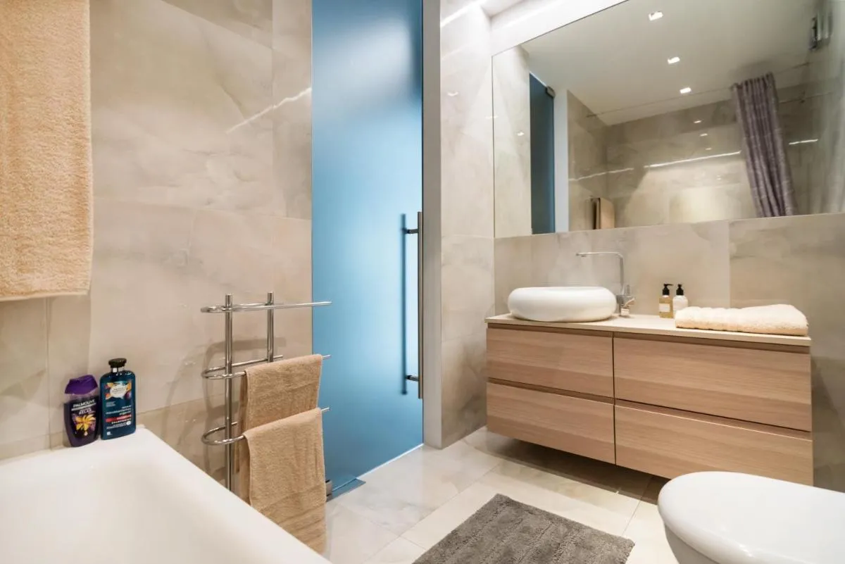 Elegant Cozy Apartment - 2