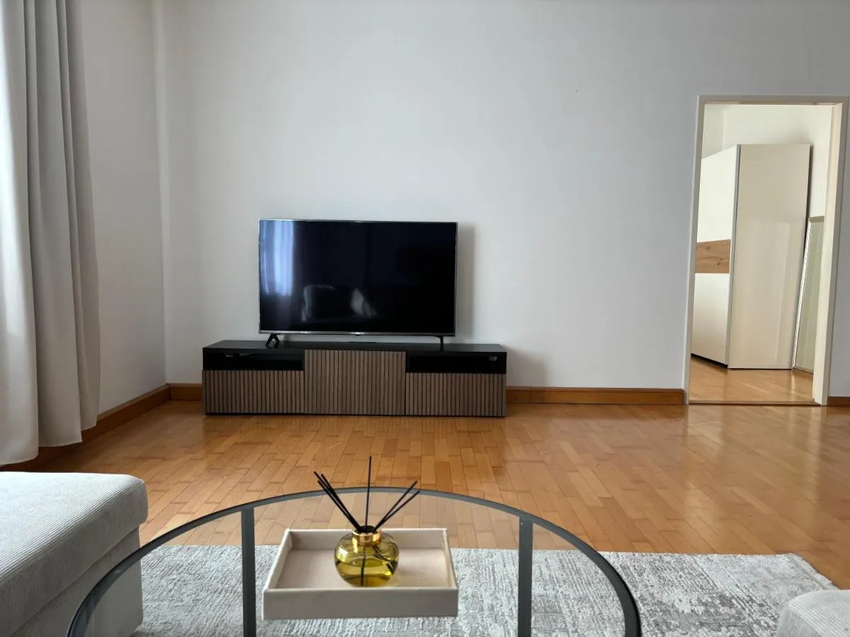 Enkplatz 2 Zimmer Wohnung - 2