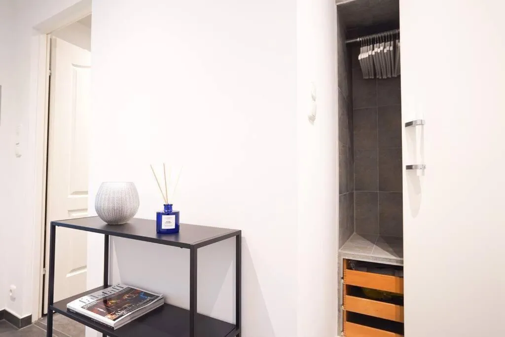 Fabulous Studio near Center - 3