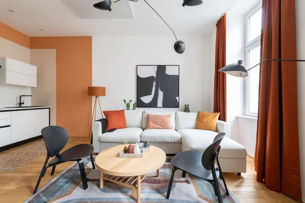 HM • Artful 1BR Suite, City Nearby