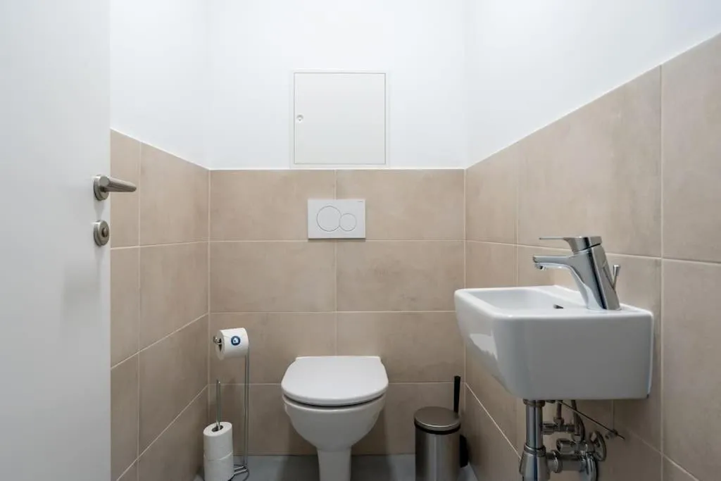 HM • Quiet 1BR Oasis, Fast City Path - 2