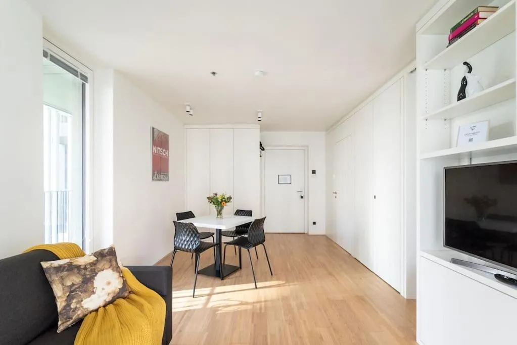 HM • Smart Studio with Terrace - 2