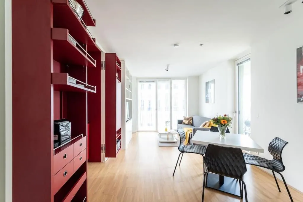 HM • Smart Studio with Terrace - 3