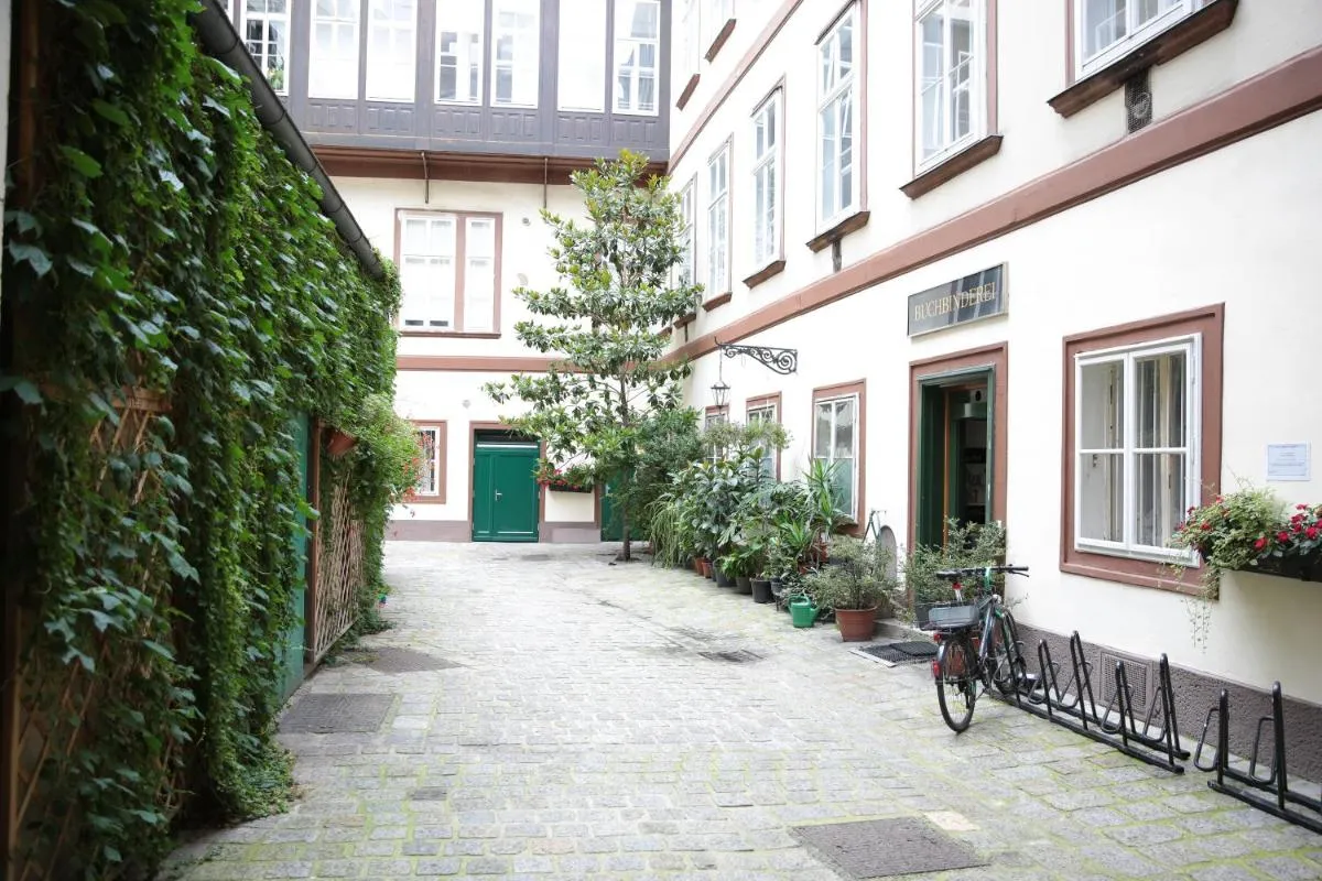 Heart of Vienna- next to Albertina - 3