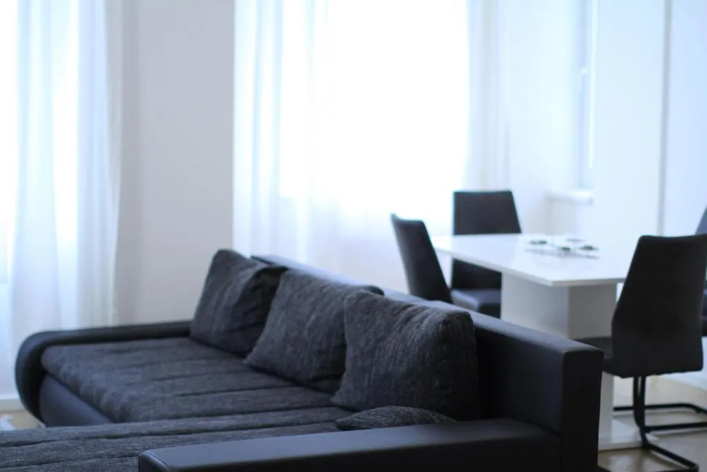 Home Sweet Home – Leopold