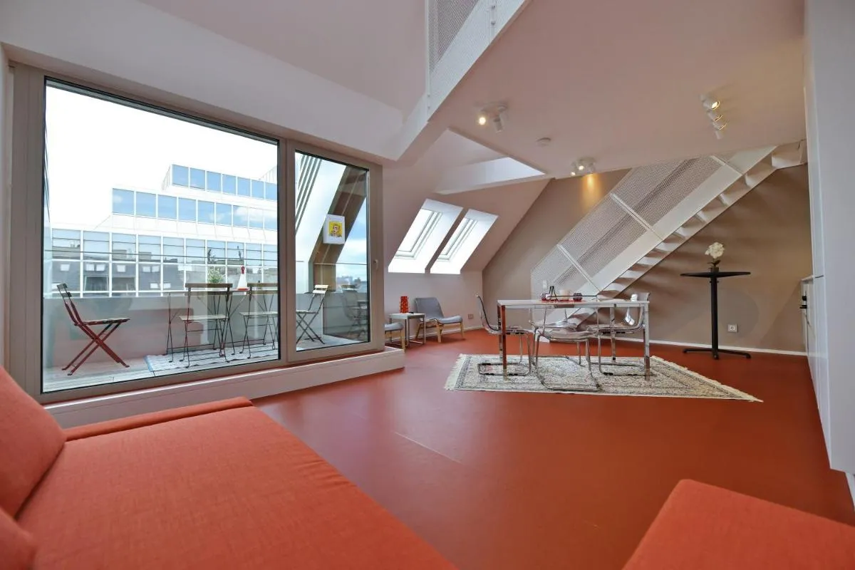 JULIUS 1 – Duplex apartment 5 mins to city center - 3