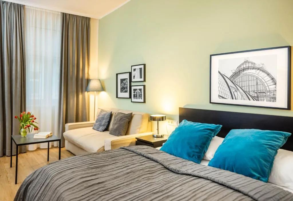 Jimmy’s Apartments Emerald