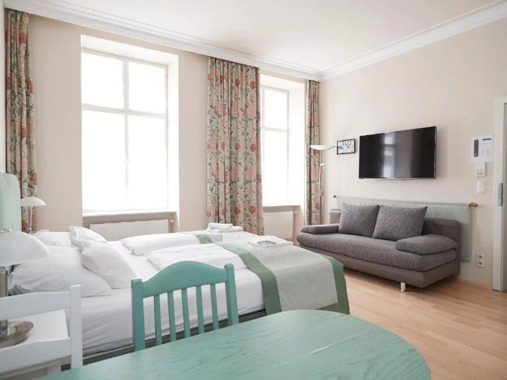 La Scala Apartments - 2