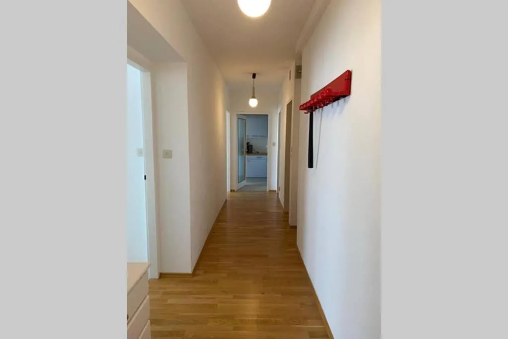Mitten im Achten. Zentrale Wohnung in Wien - 2