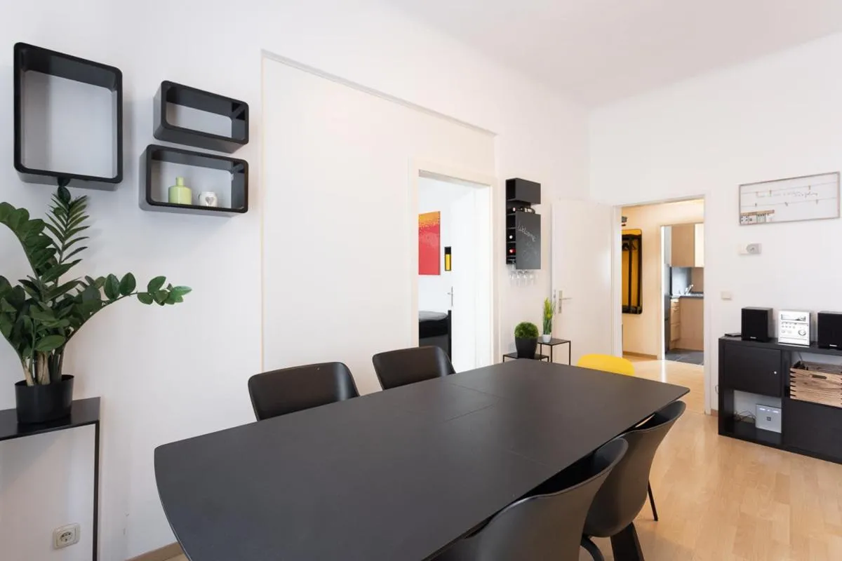 NEW ShalalaLiving Vienna – Lovely Family Home near Schönbrunn KG14 - 3