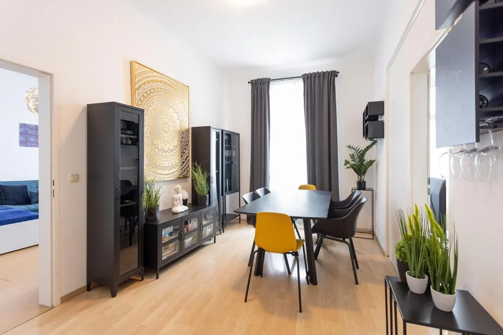 NEW ShalalaLiving Vienna – Lovely Family Home near Schönbrunn KG14