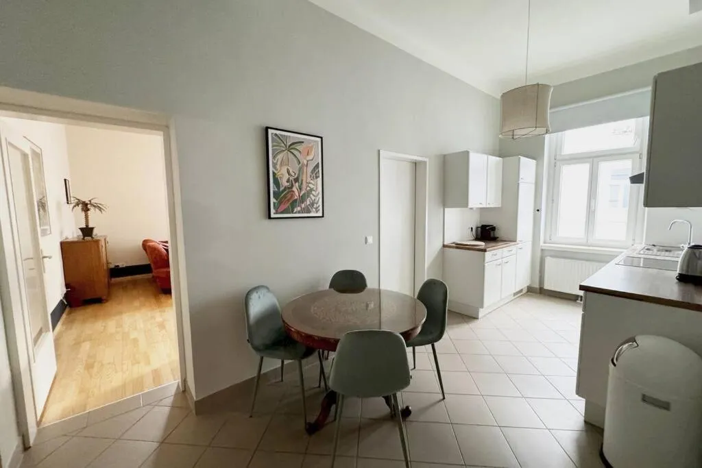 Neue, groß & gemütliche Wohnung mit toller Anbindung - 2