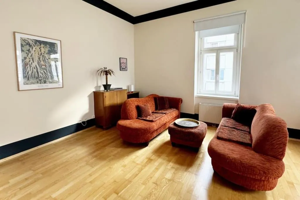 Neue, groß & gemütliche Wohnung mit toller Anbindung - 3