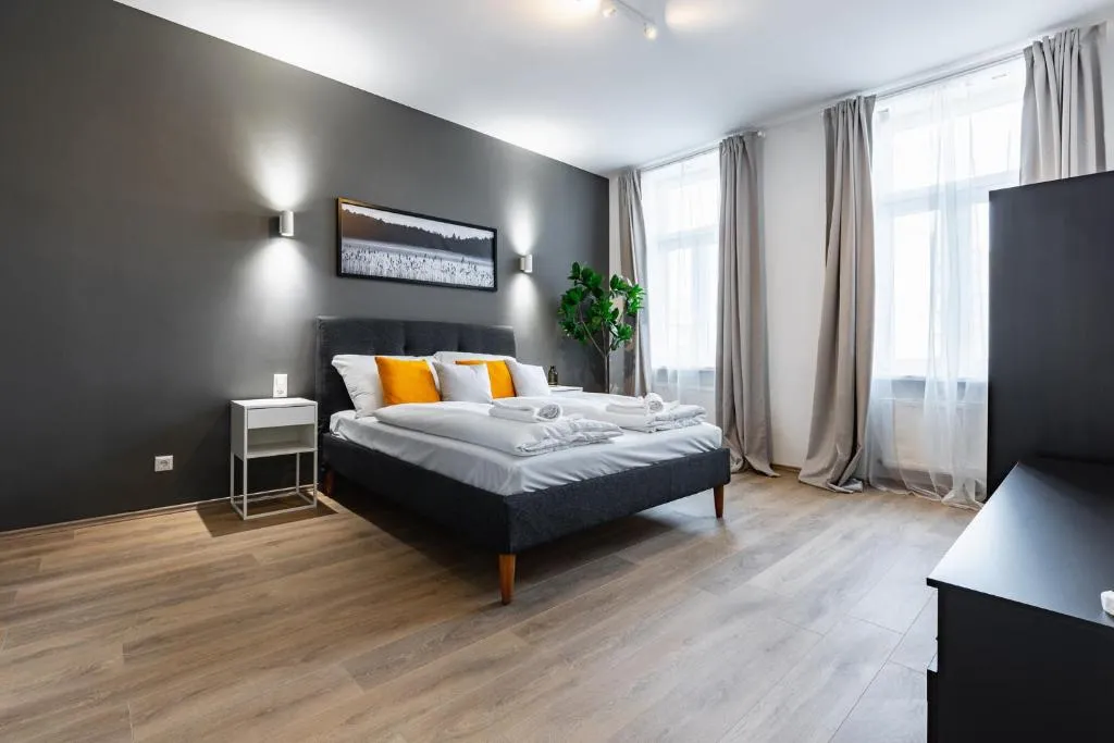 Newley renovated apartment next to Hannovermarkt