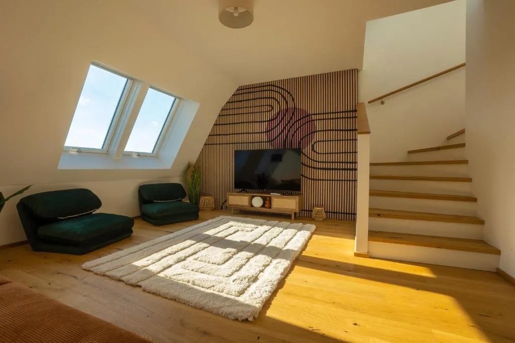 OrestaLiving – Penthouse in 2nd District with View