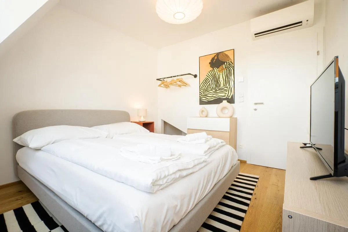 OrestaLiving – Penthouse with private terrace - 2