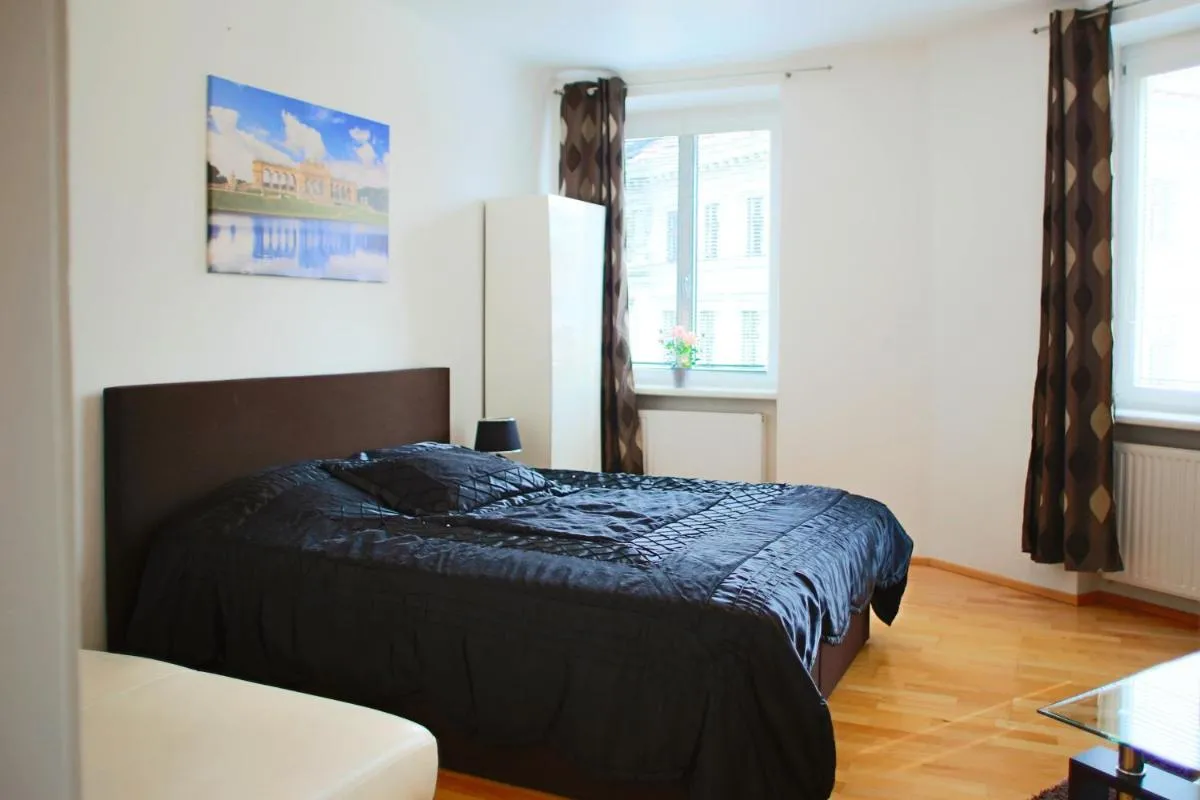 Prestige Vienna Apartment - 3