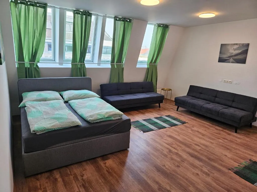 Roof Apartment 26 – Courtyard View