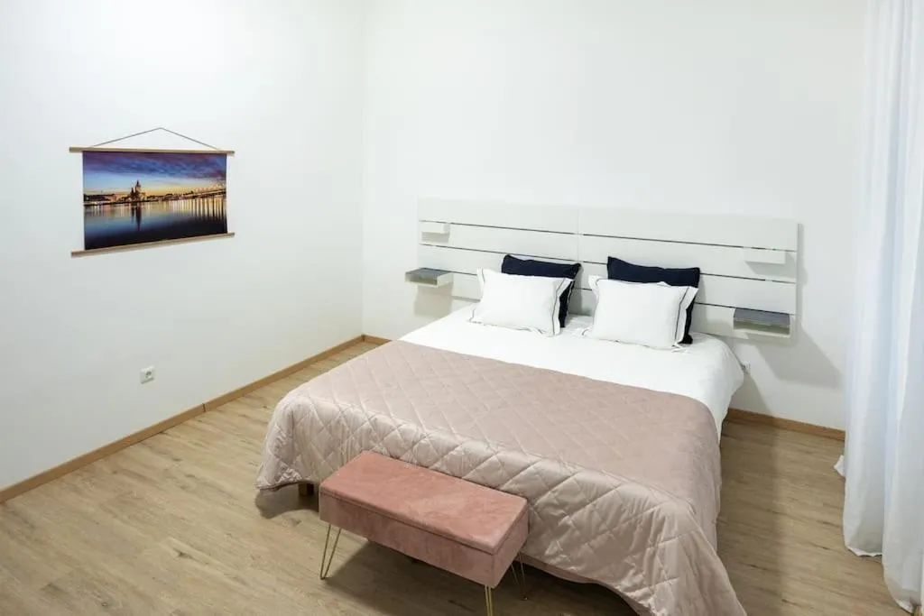 Second District Charming Flat - 2