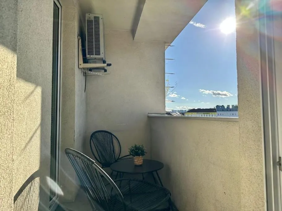 Spacious Apartment with Balcony close to Wiener Riesenrad - 3