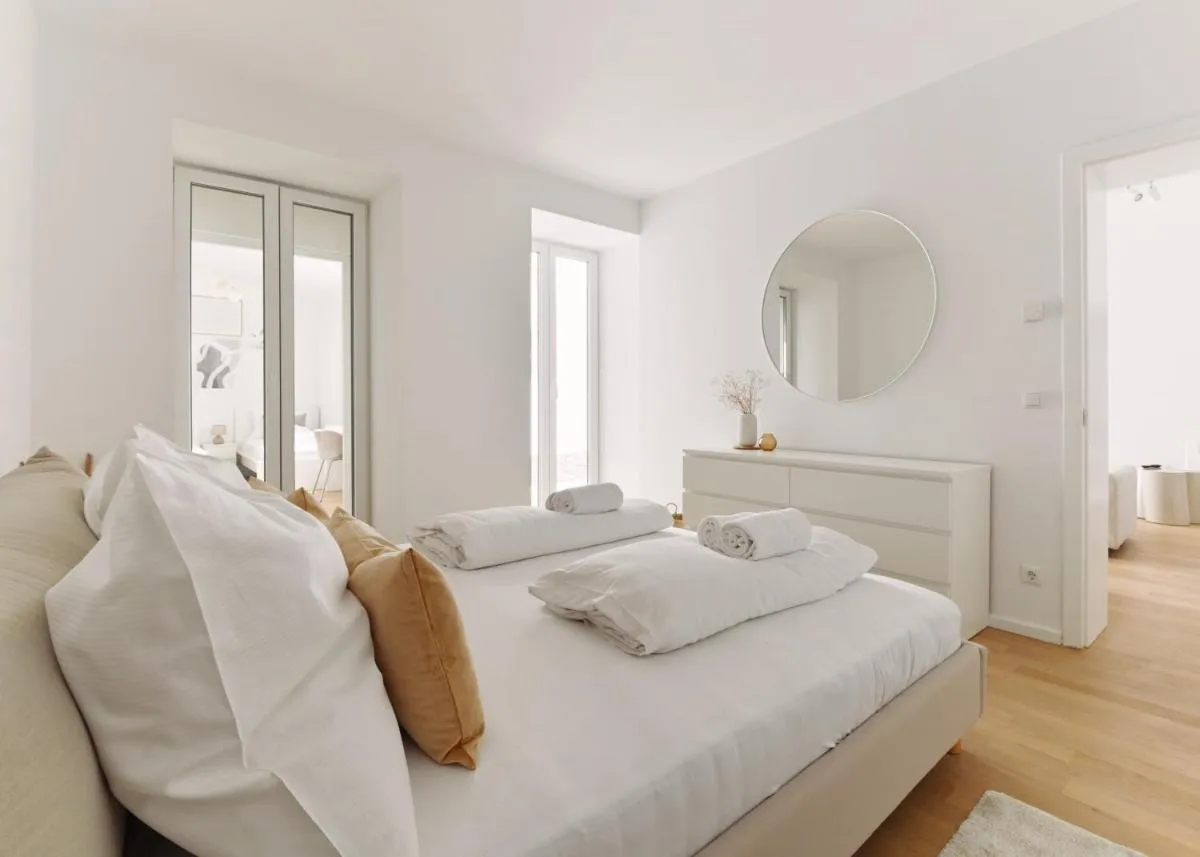 Stylish & Modern Apartment – Private Garden & Free Parking - 2